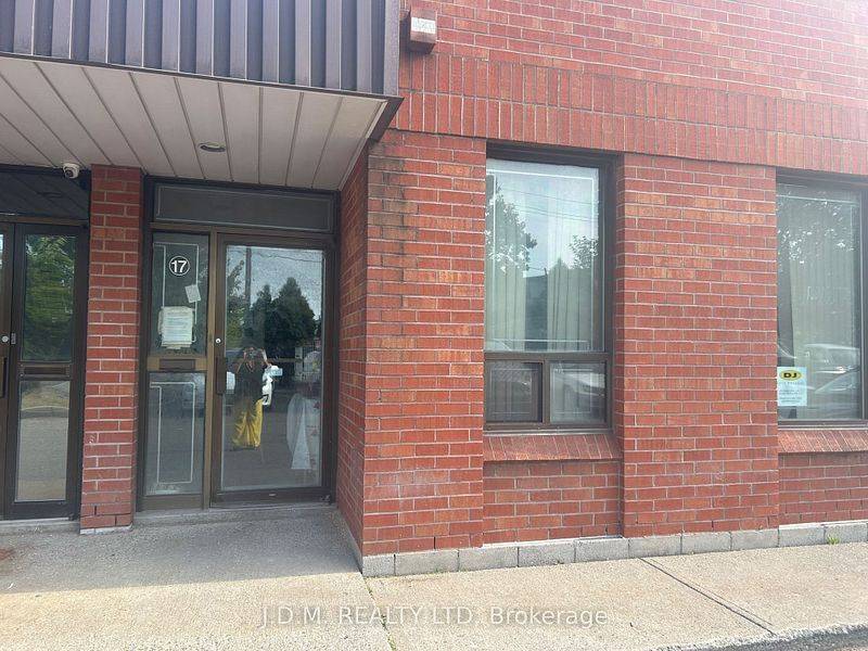 Toronto W05, ON M9L 2Z1,109 Ormont DR #17