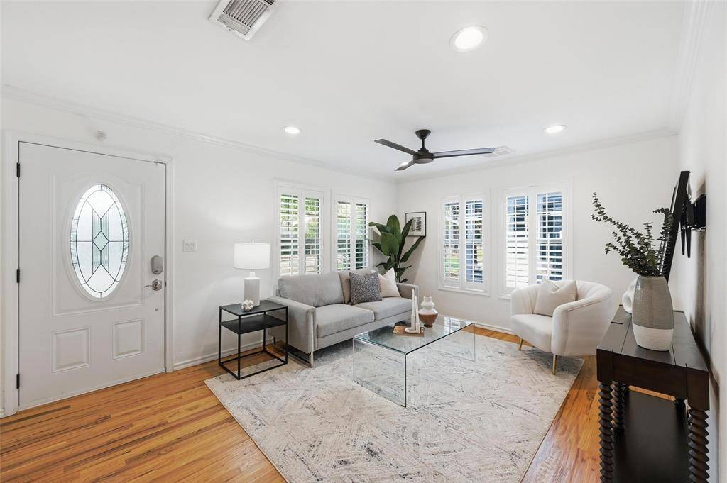 Fort Worth, TX 76107,3816 Calmont Avenue