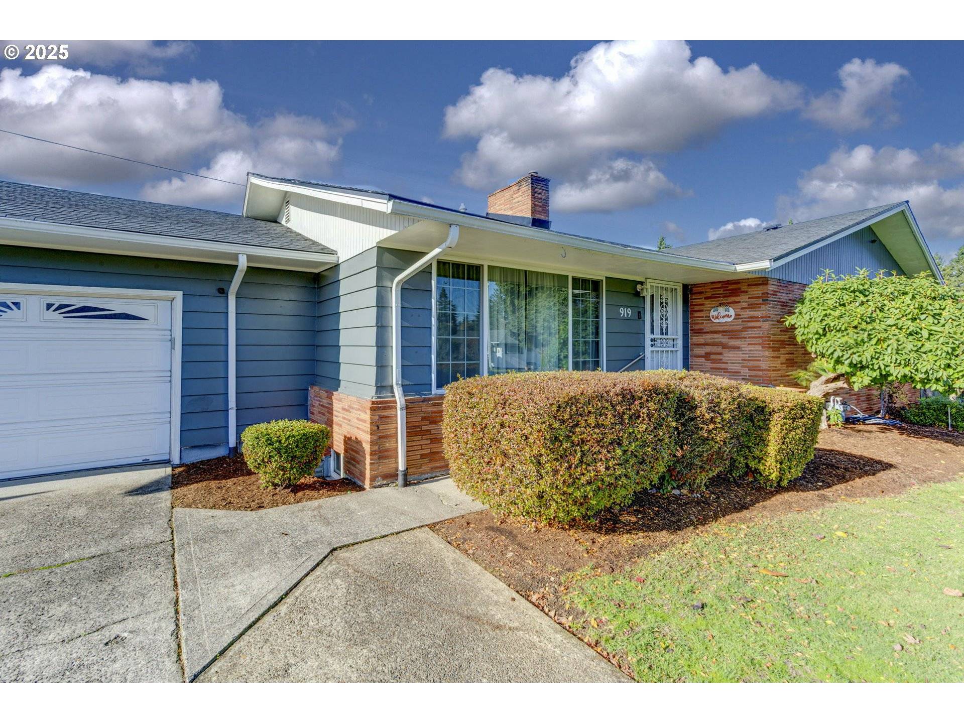 Portland, OR 97230,919 NE 152ND AVE