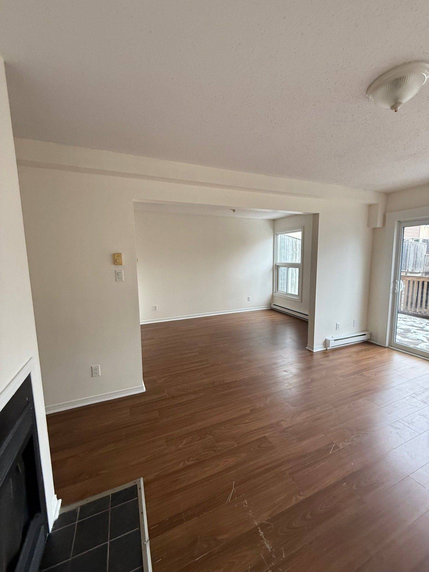 Hunt Club - Windsor Park Village And Area, ON K1V 9N3,3415 Uplands DR #5