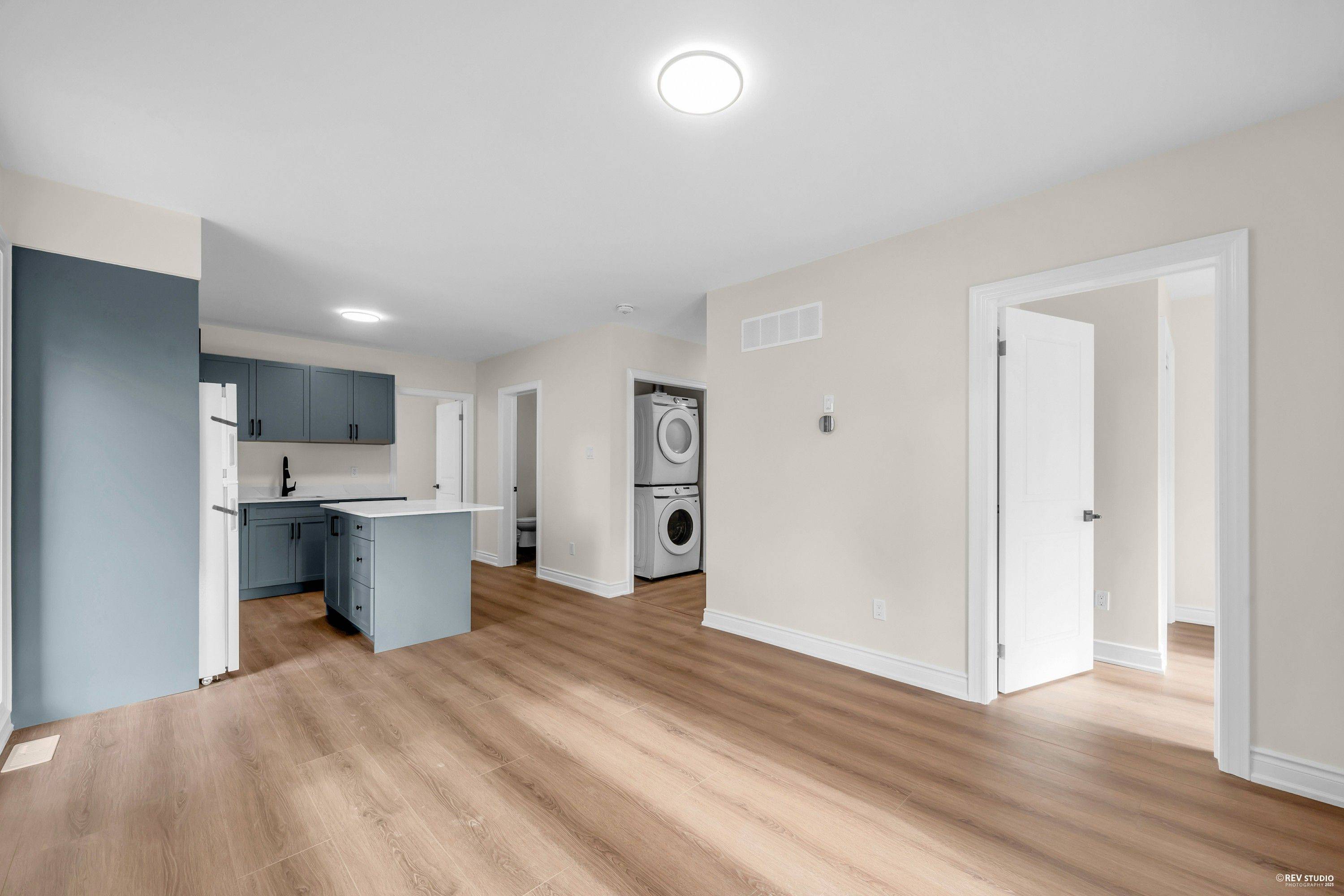 Toronto C07, ON M2R 2C9,25 Devondale AVE #Unit#2