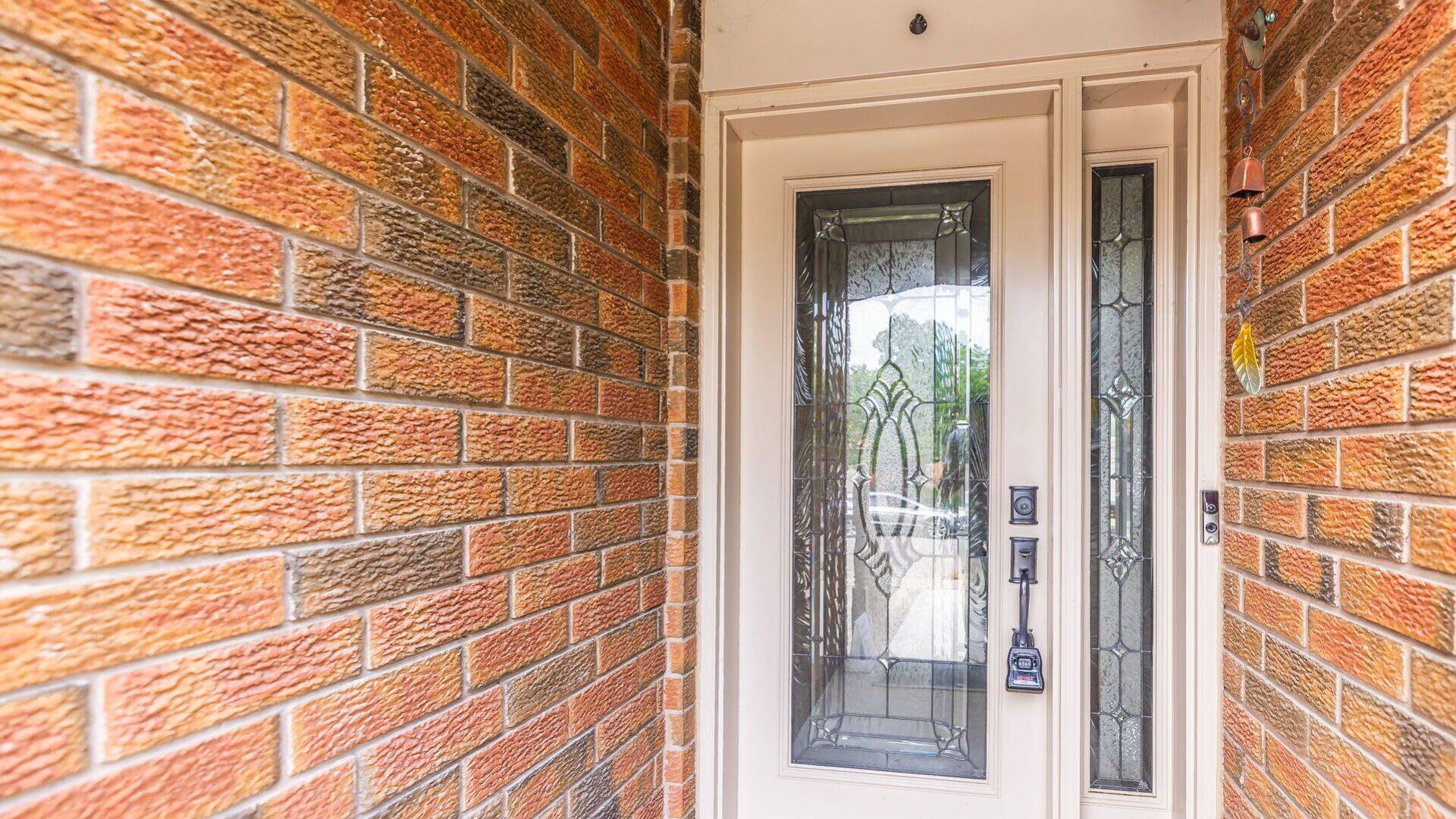 Brampton, ON L6R 1K2,14 Shady Pine CIR