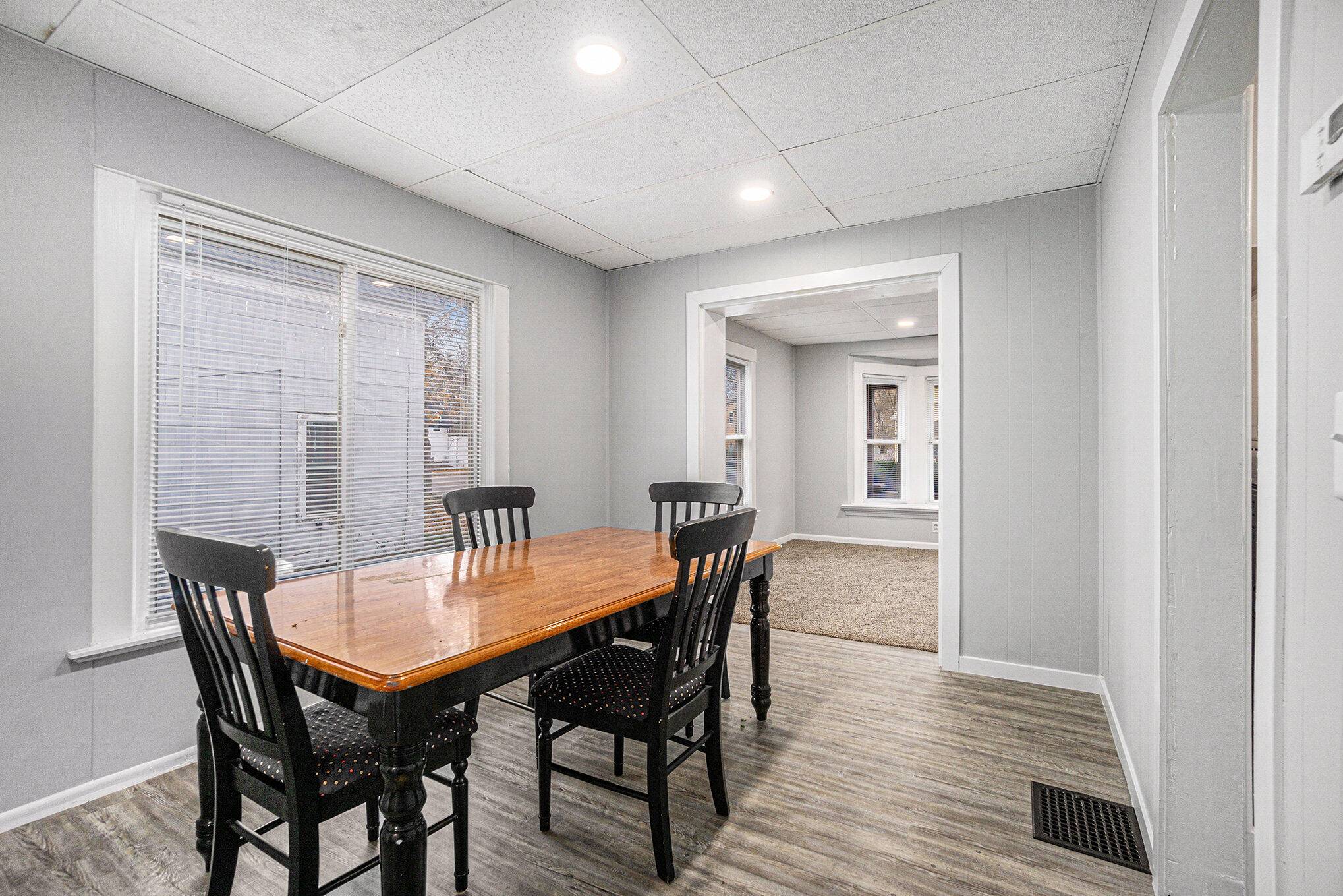 Kalamazoo, MI 49001,1612 E Stockbridge AVE