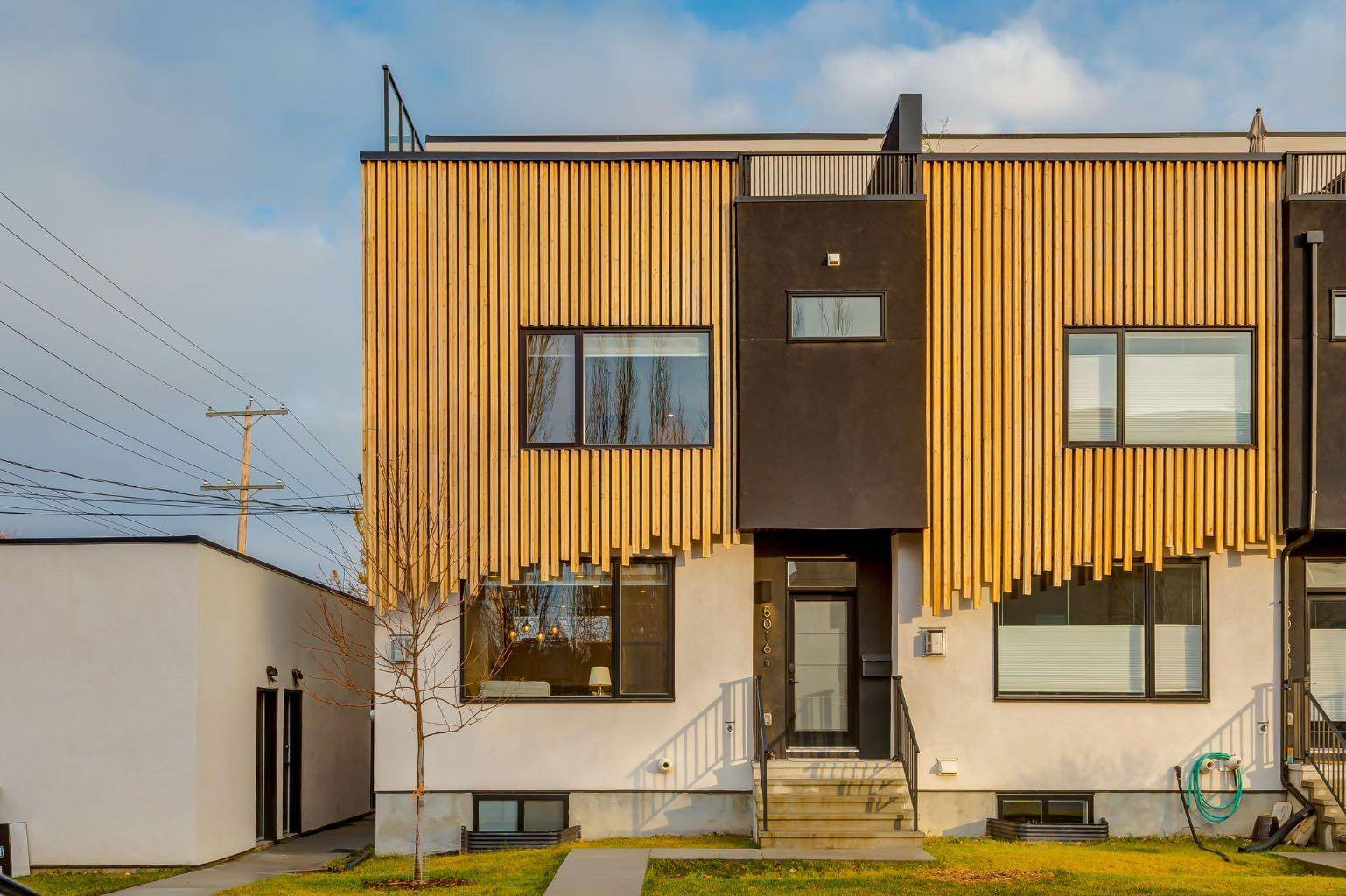 Calgary, AB T2T 2W1,5016 17 ST SW