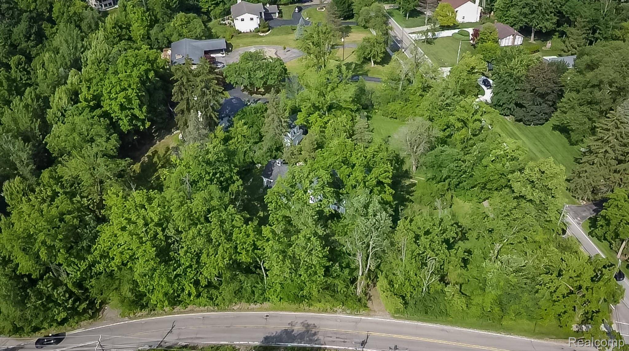 Beverly Hills, MI 48025,000 Beverly RD