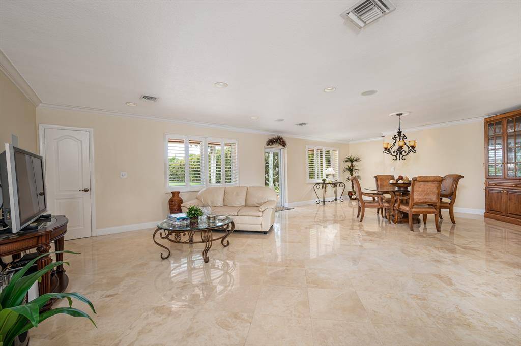 Southwest Ranches, FL 33330,5161 Thoroughbred Ln