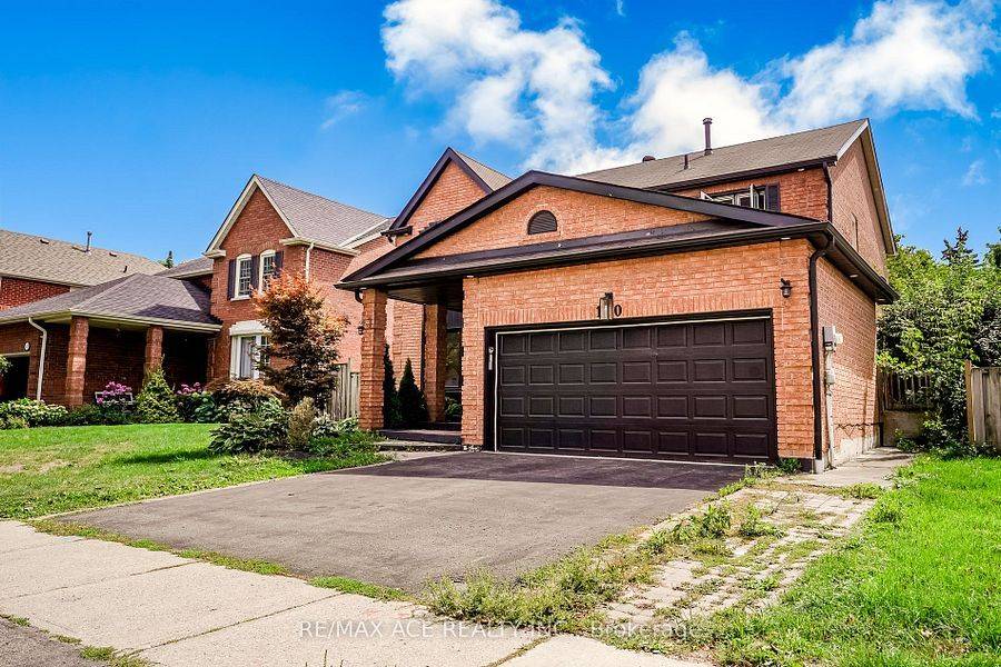 Whitby, ON L1N 7A5,10 Maplewood DR