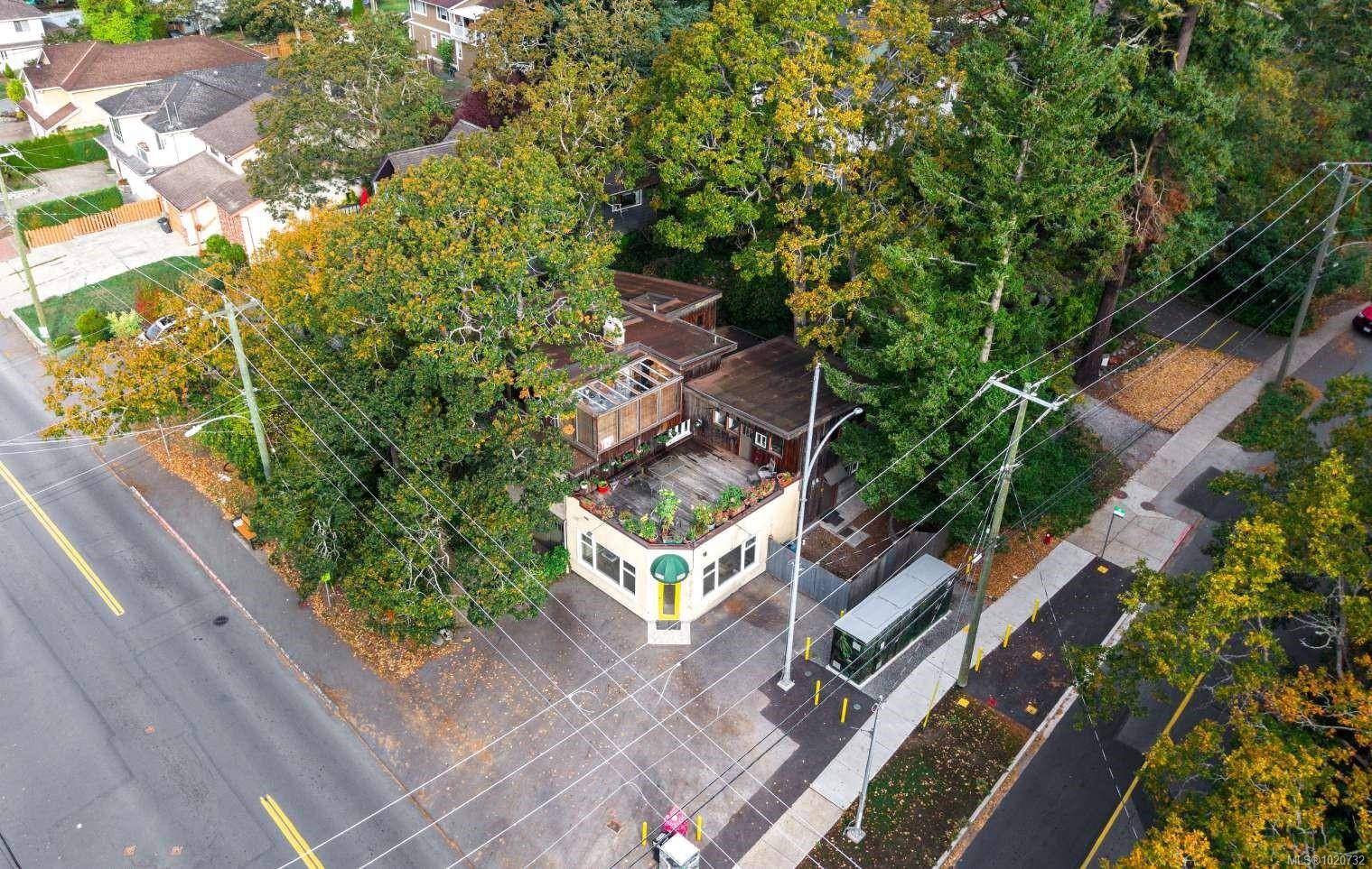 Saanich, BC V8Z 1N6,1168 Burnside Rd W