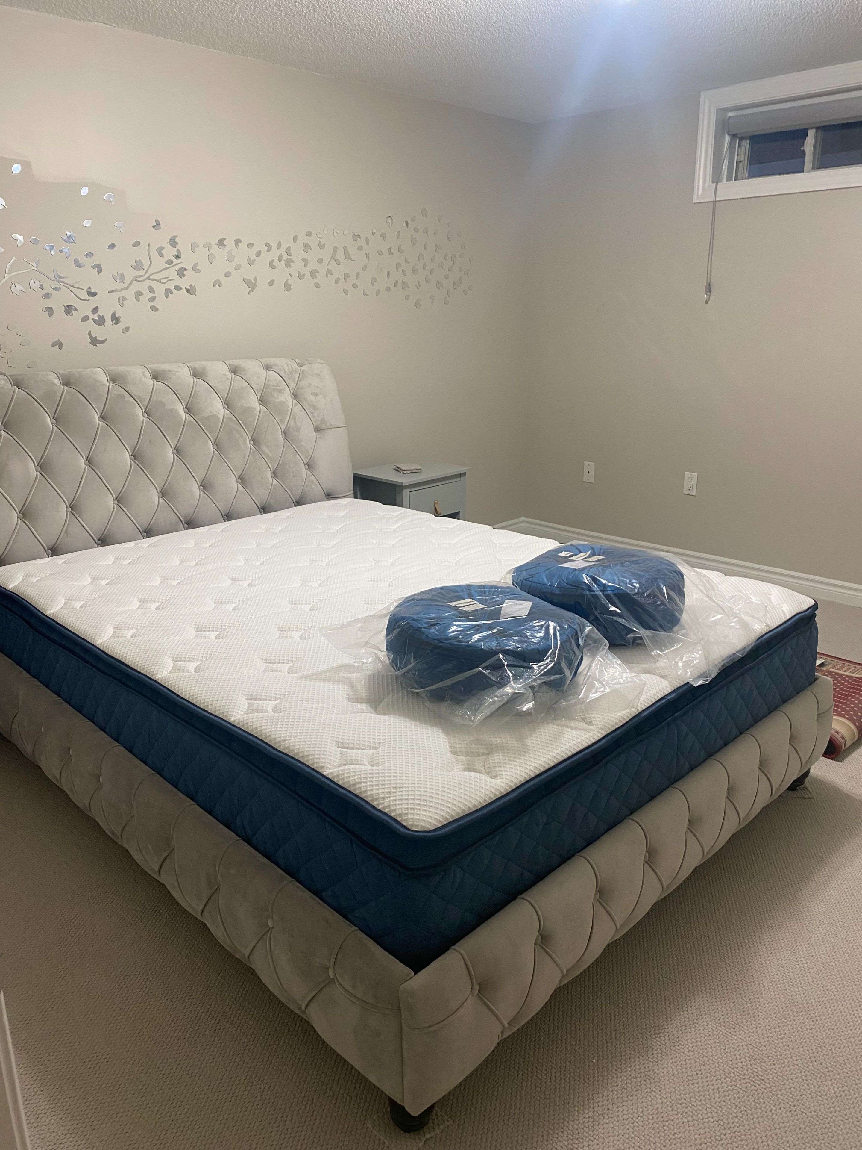 Mississauga, ON L5W 1C8,6906 Vicar Gate