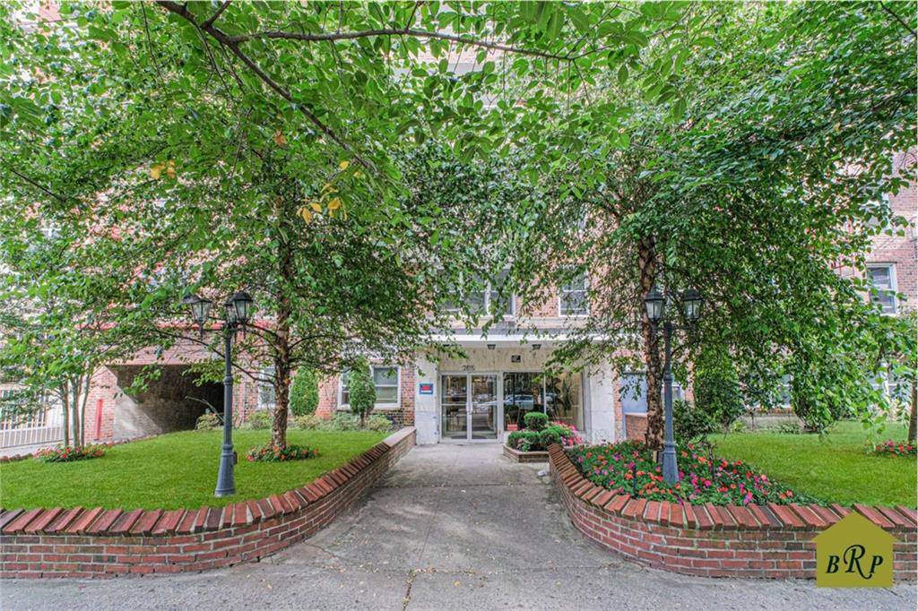 Brooklyn, NY 11235,2815 Ocean Pkwy #L23