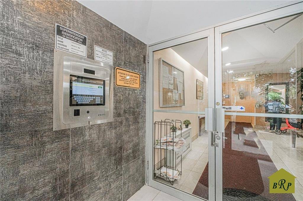 Brooklyn, NY 11235,2815 Ocean Pkwy #L23