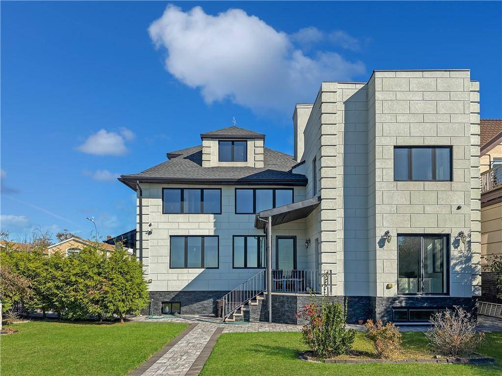 Brooklyn, NY 11224,3848 Atlantic AVE