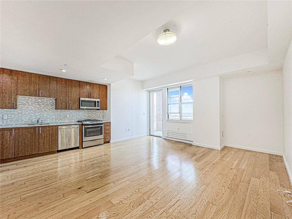 Brooklyn, NY 11235,50 Oceana DR West #10F