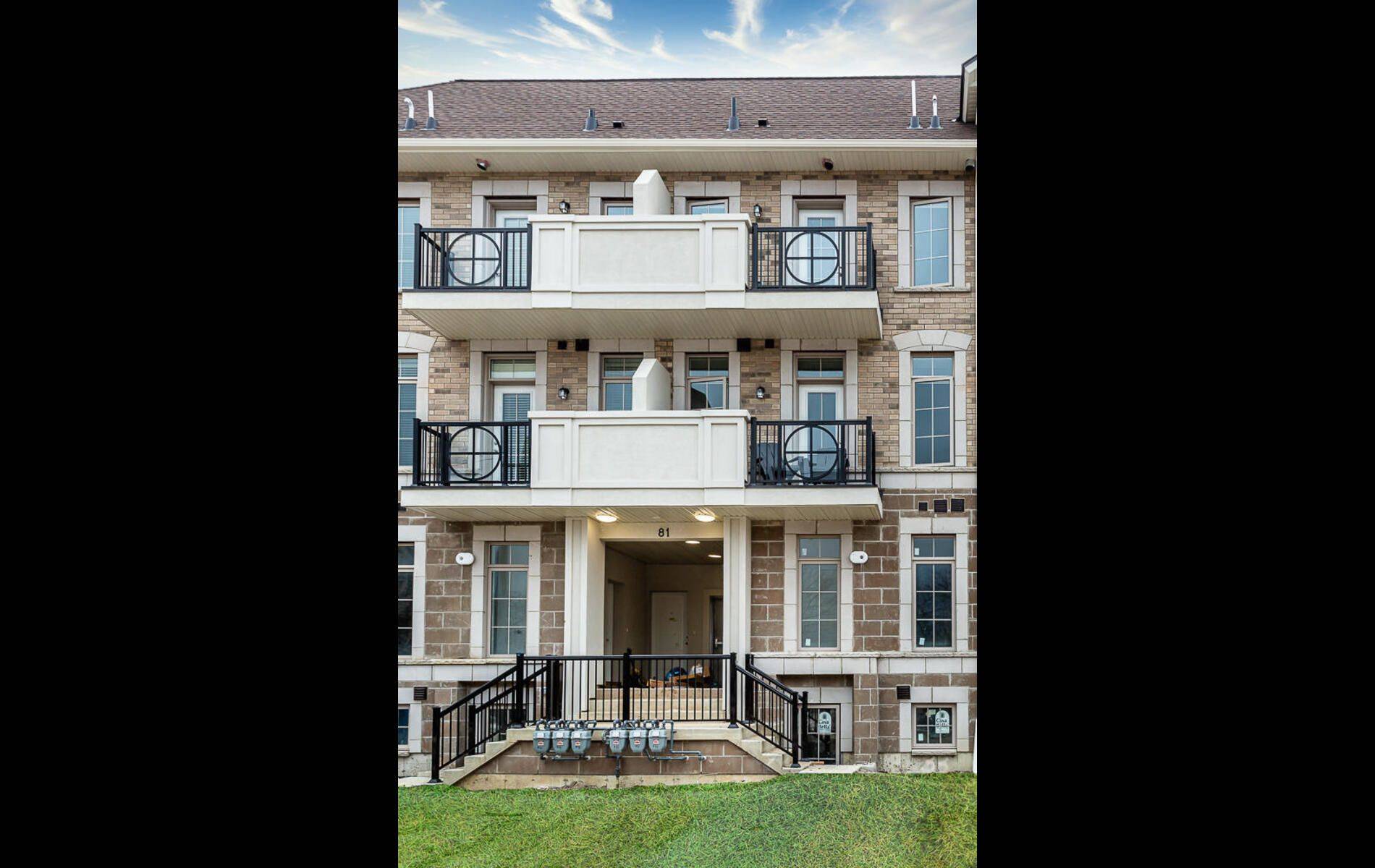 Mississauga, ON L4Z 0C7,81 Armdale RD #35