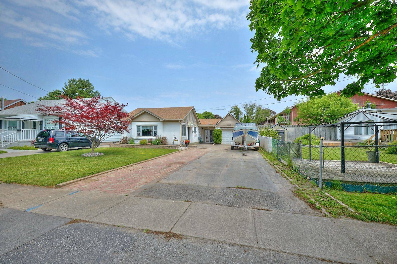 Niagara Falls, ON L2G 1H8,6947 GARDEN ST