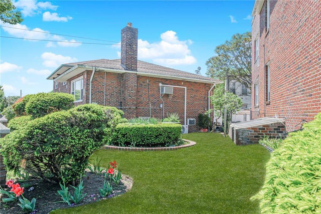 Brooklyn, NY 11223,1960 Stillwell AVE