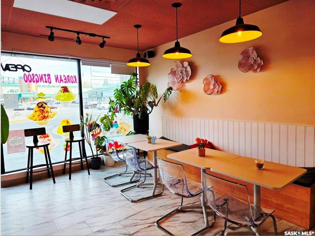 Saskatoon, SK S7H 0W2,3120 8th STREET E #108