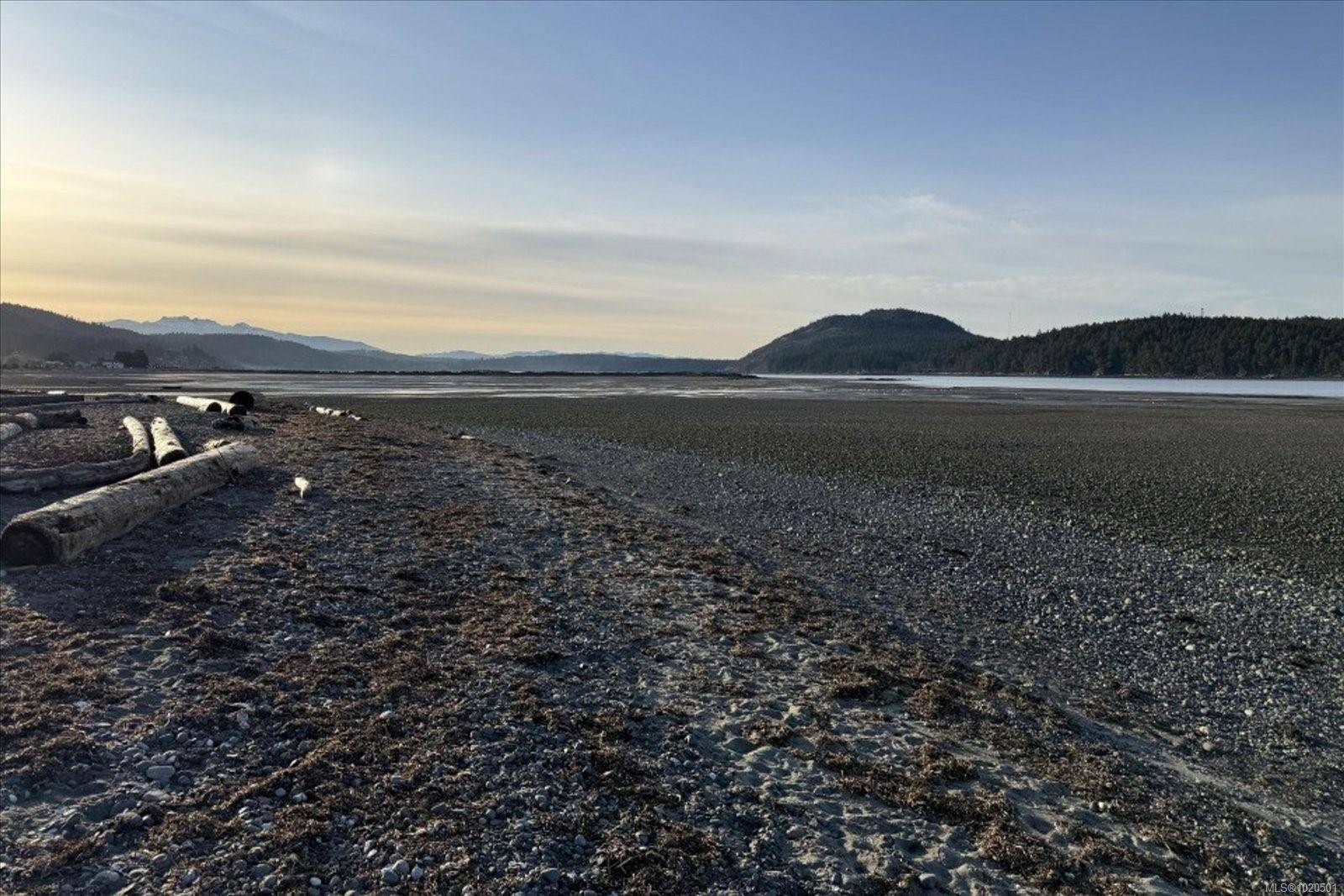 Lantzville, BC V0R 2H0,7850 Shangri-La Rd