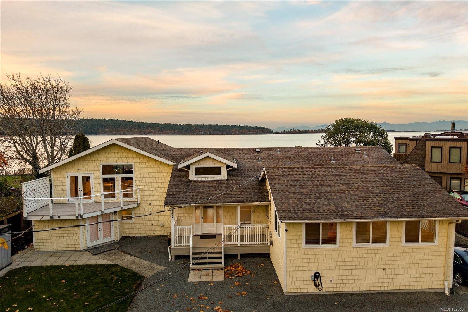 Lantzville, BC V0R 2H0,7850 Shangri-La Rd