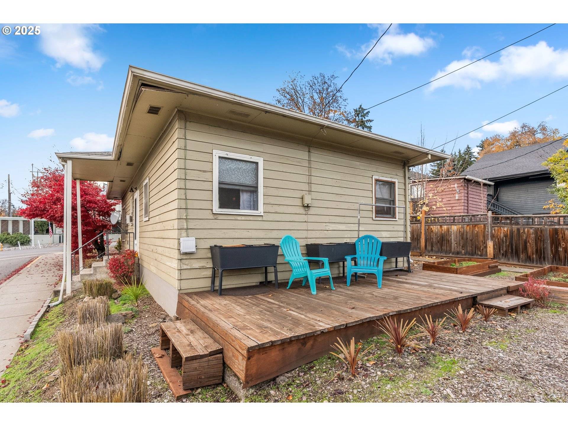 White Salmon, WA 98672,320 NE TOHOMISH ST