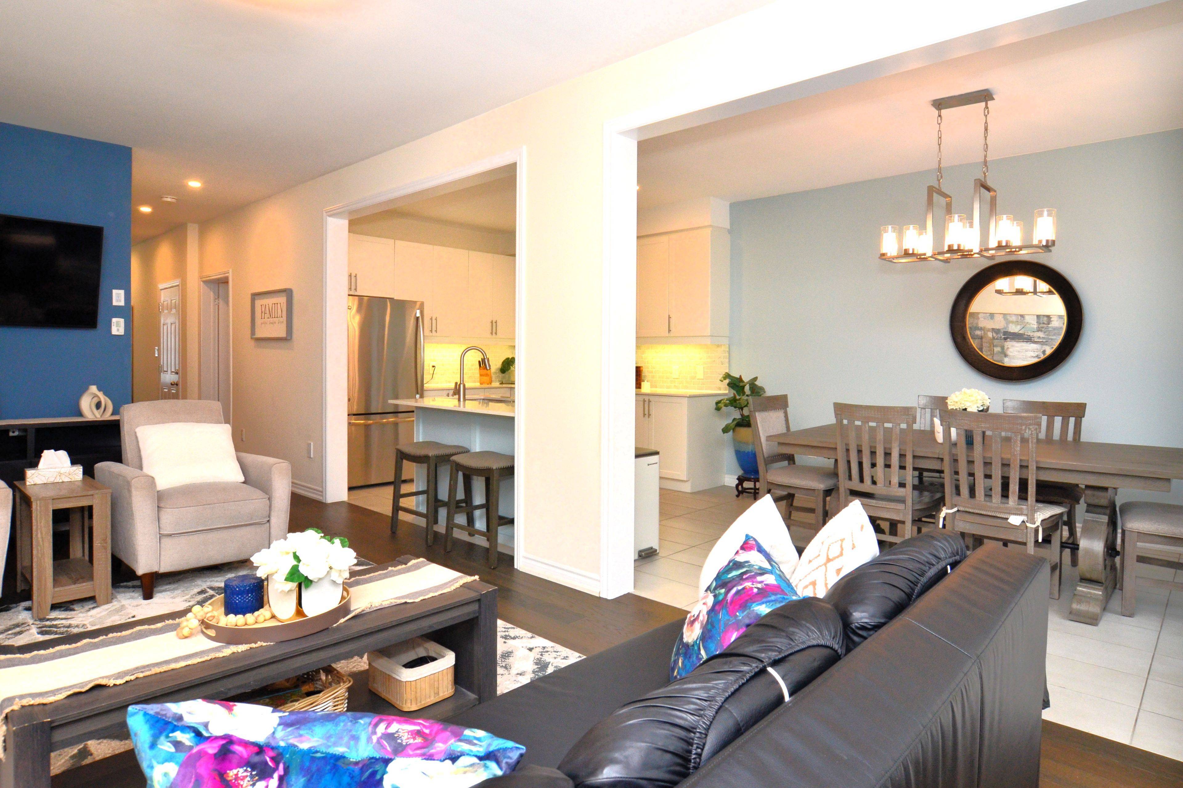 Newmarket, ON L3X 2N1,447 Ritas AVE