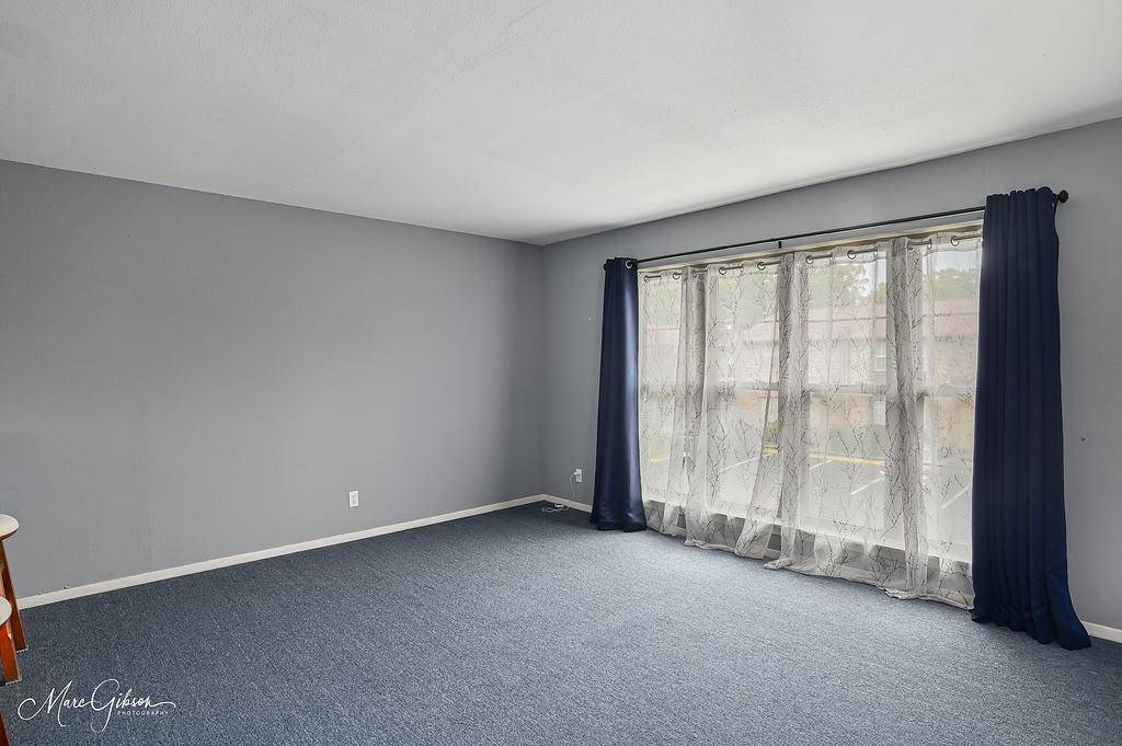 Shreveport, LA 71105,1820 E Kings Highway #242