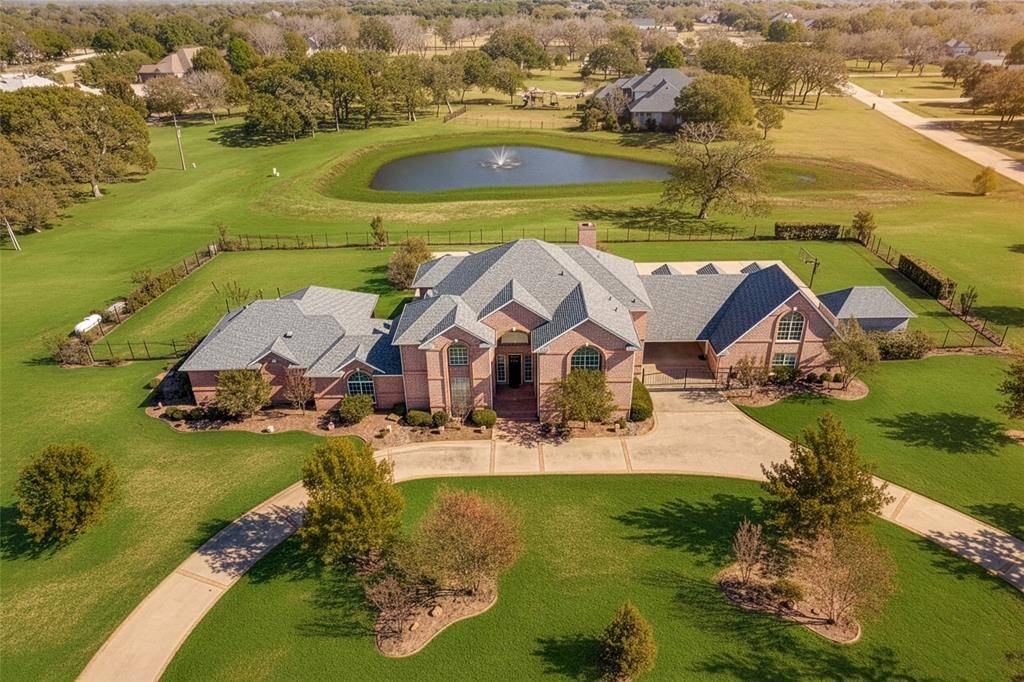 Burleson, TX 76028,6035 Oak Hollow Drive