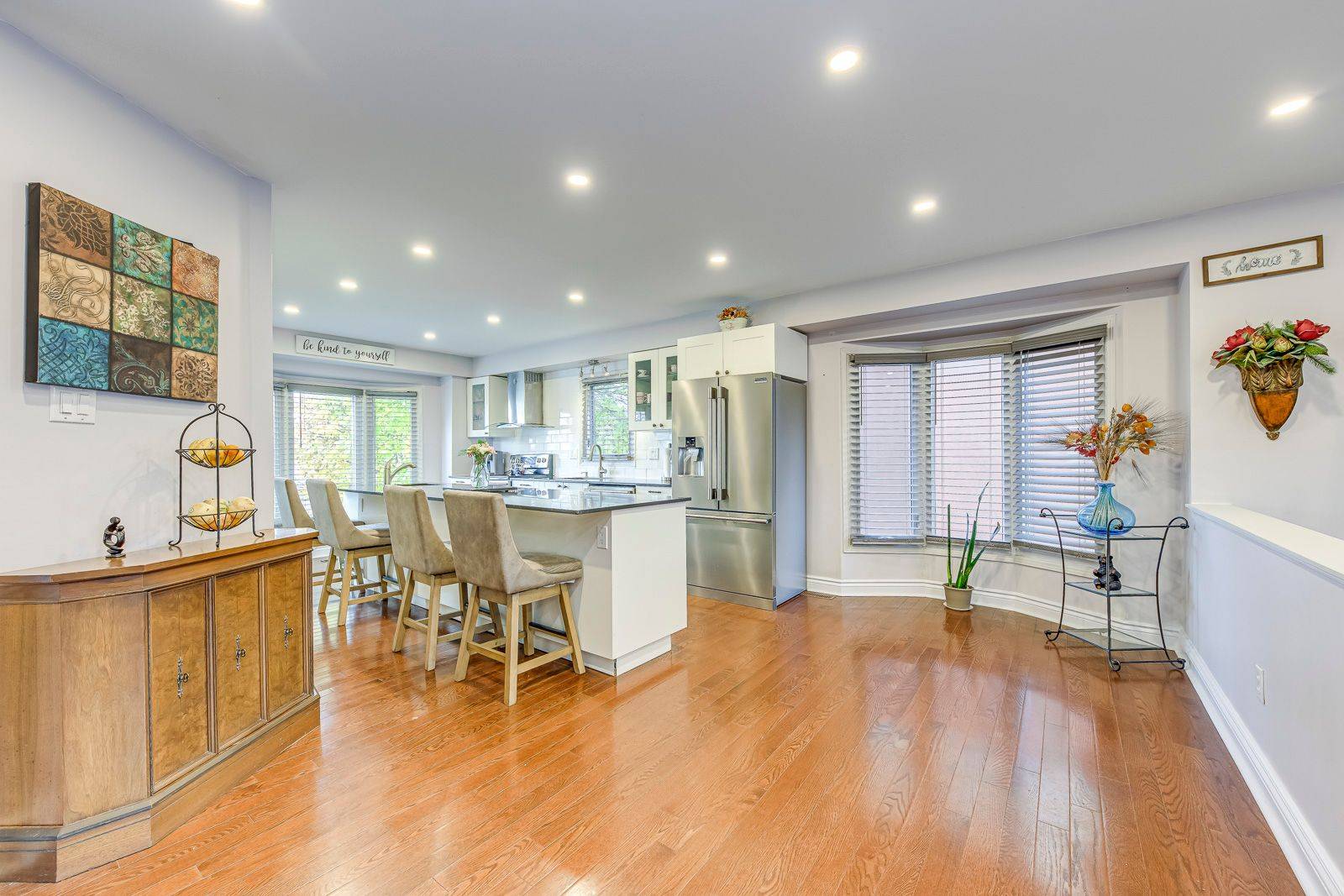 Oakville, ON L6H 5P3,1558 Litchfield RD