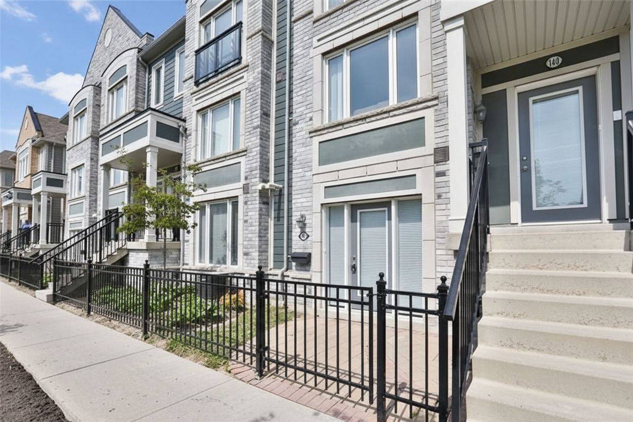 Mississauga, ON L5M 0P5,3050 Erin Centre BLVD #142