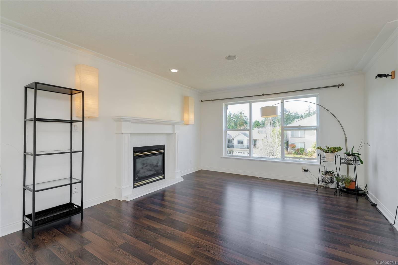 Langford, BC V9B 6A6,2687 Silverstone Way