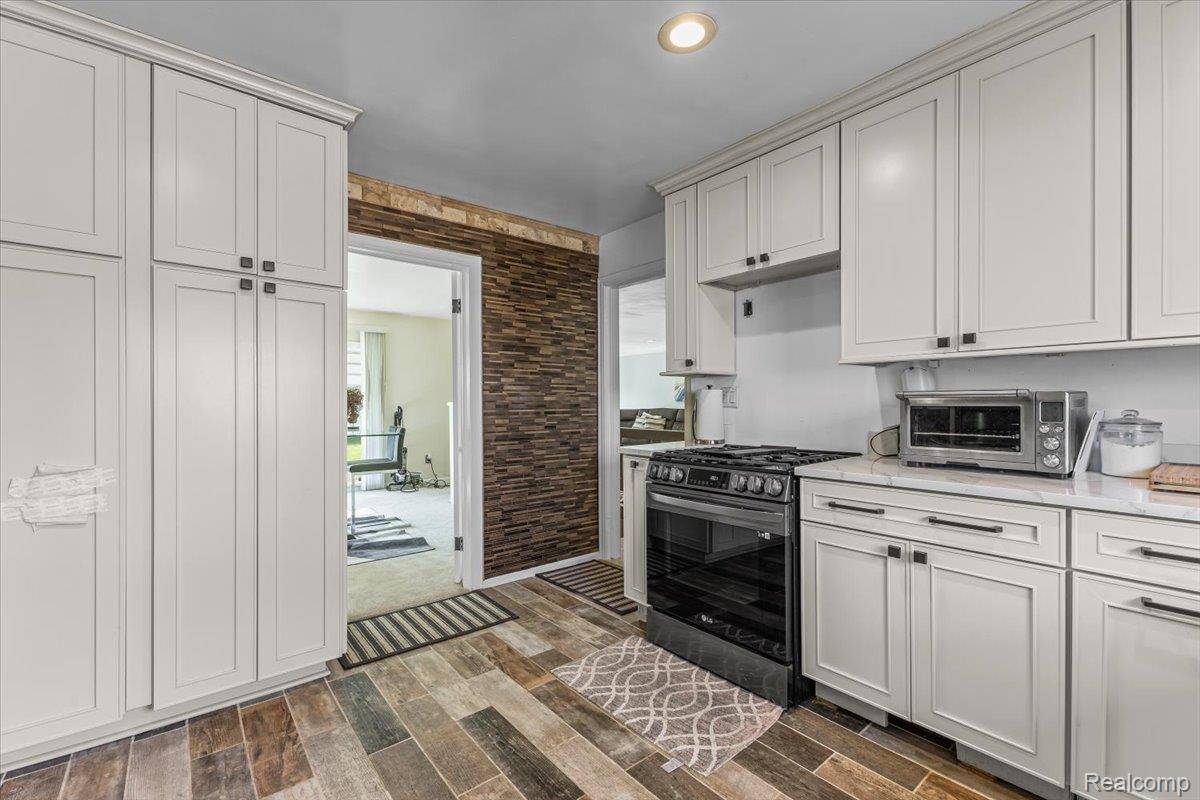 Southfield, MI 48075,18131 Magnolia AVE