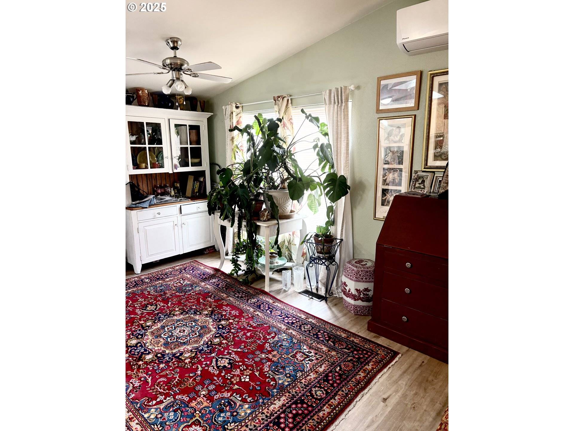 Eugene, OR 97402,1699 N TERRY ST #272