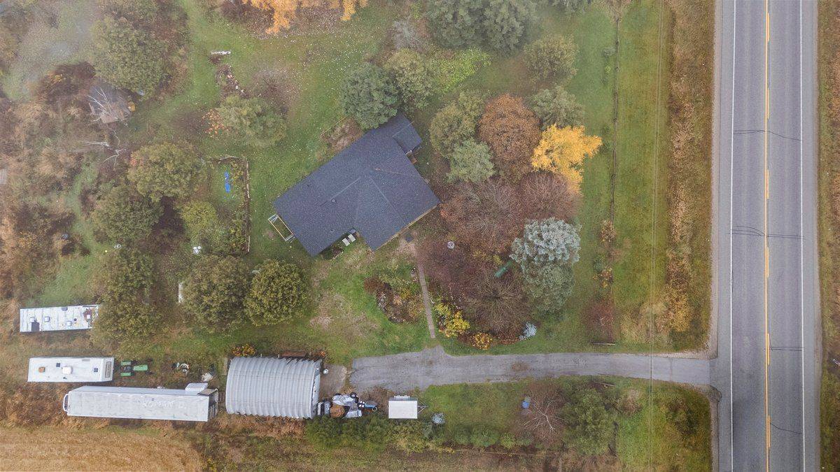 Southgate, ON N0C 1B0,180118 Grey Road 9 RD