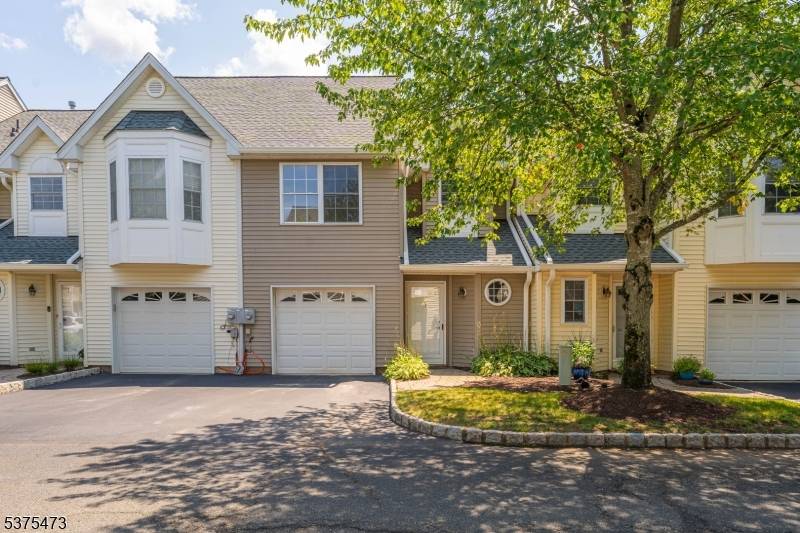 Berkeley Heights Twp., NJ 07922,27 Angela Way