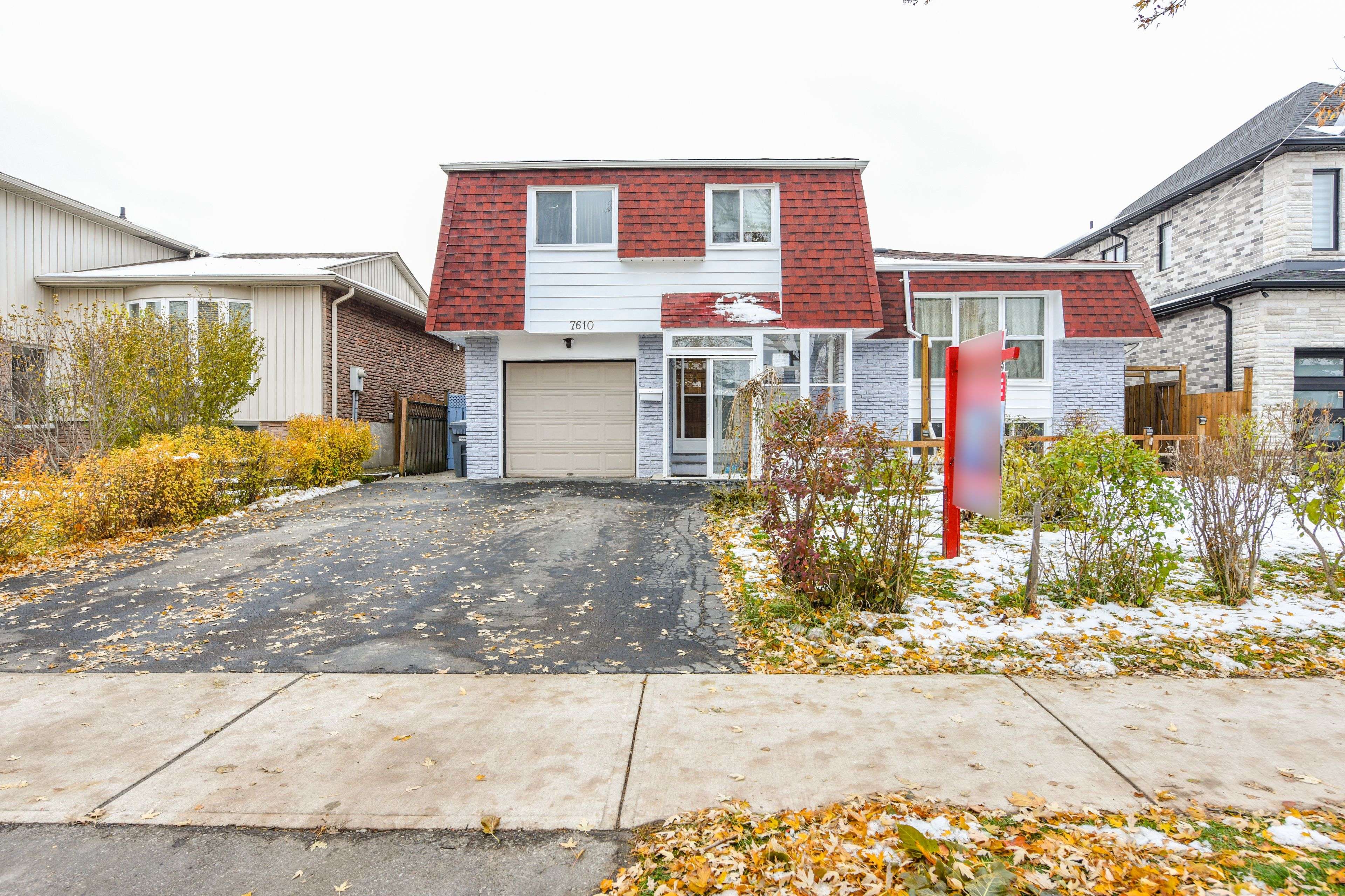 Mississauga, ON L4T 3H7,7610 Anaka DR