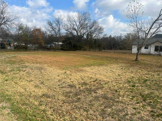 Leonard, TX 75452,404 E Grayson Street