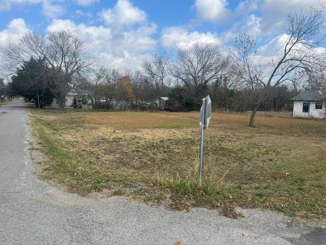 Leonard, TX 75452,404 E Grayson Street