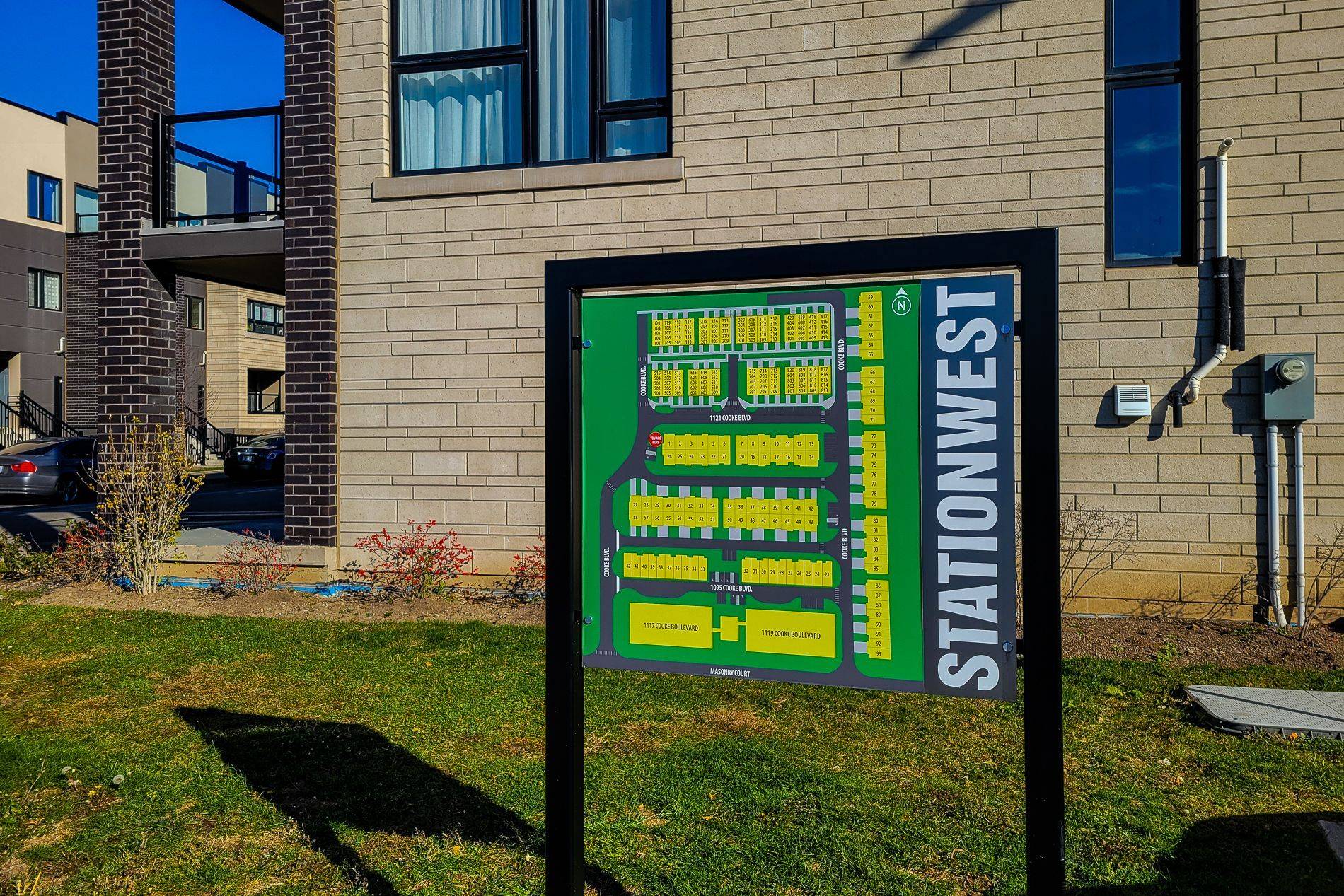 Burlington, ON L7T 0C3,1127 Cooke BLVD #510