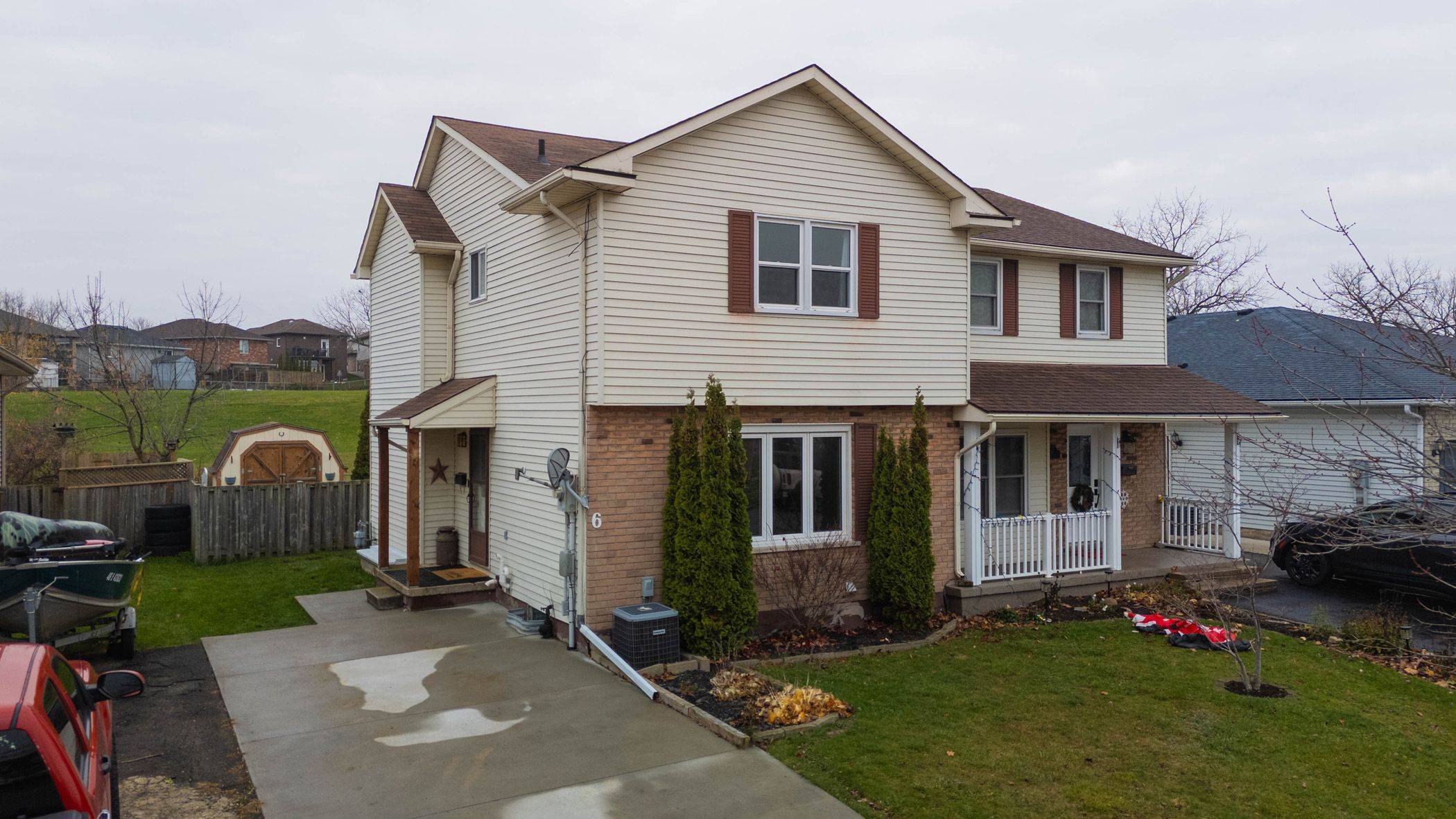 Port Colborne, ON L3K 6B3,6 APOLLO DR