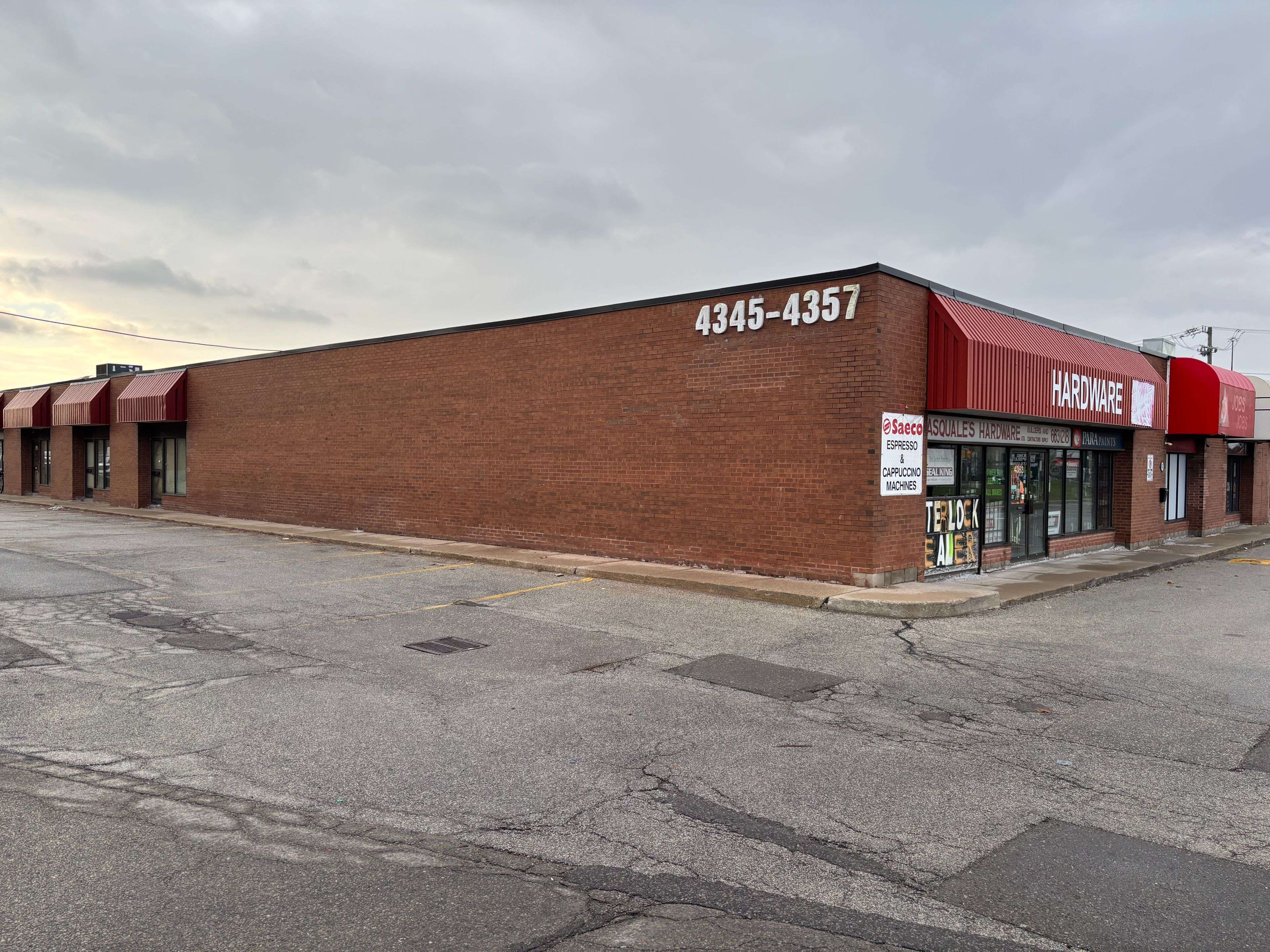 Toronto W05, ON M3N 1V7,4367 Steeles AVE W