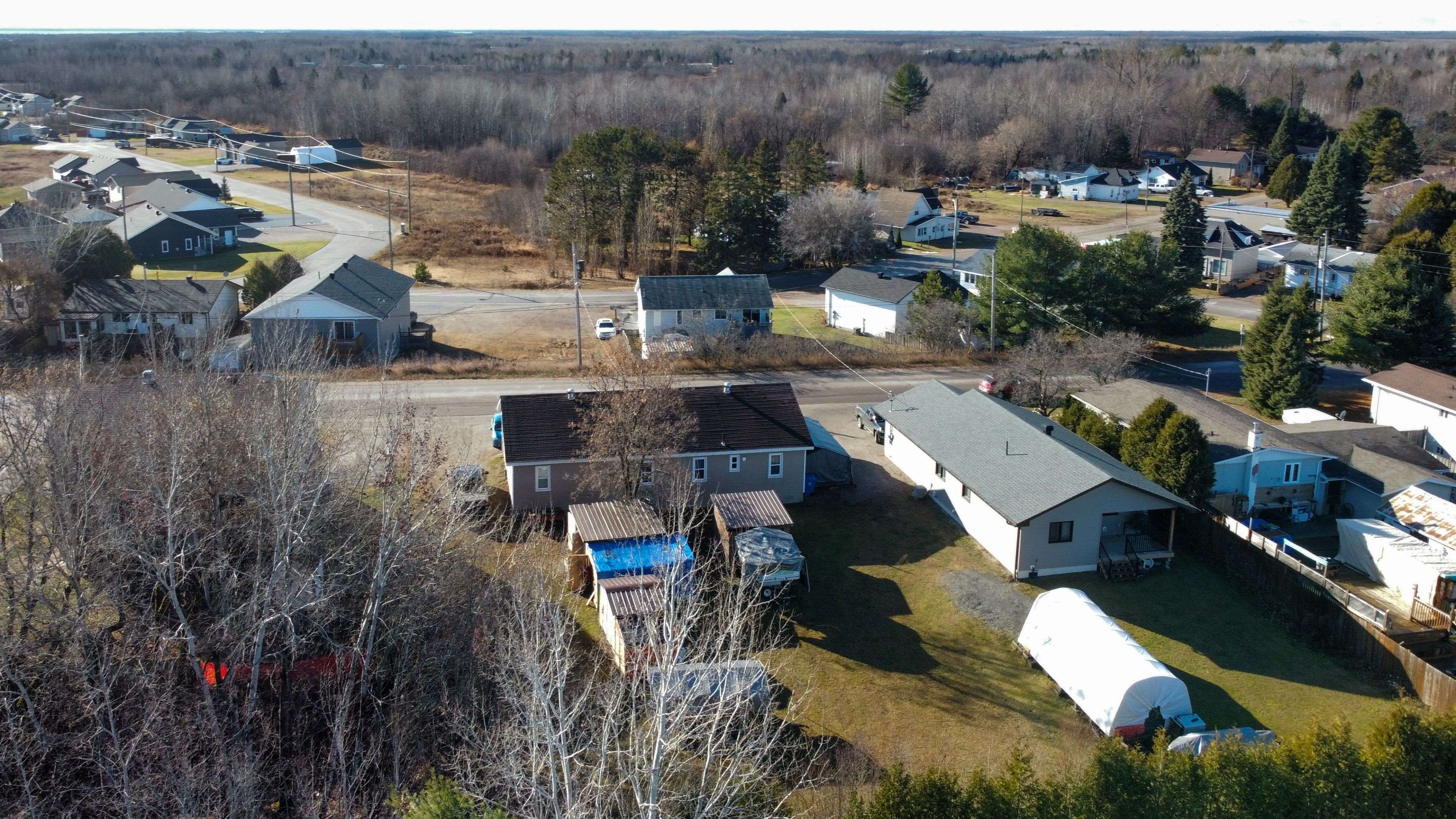 West Nipissing, ON P2B 3H7,284 Cache Bay RD