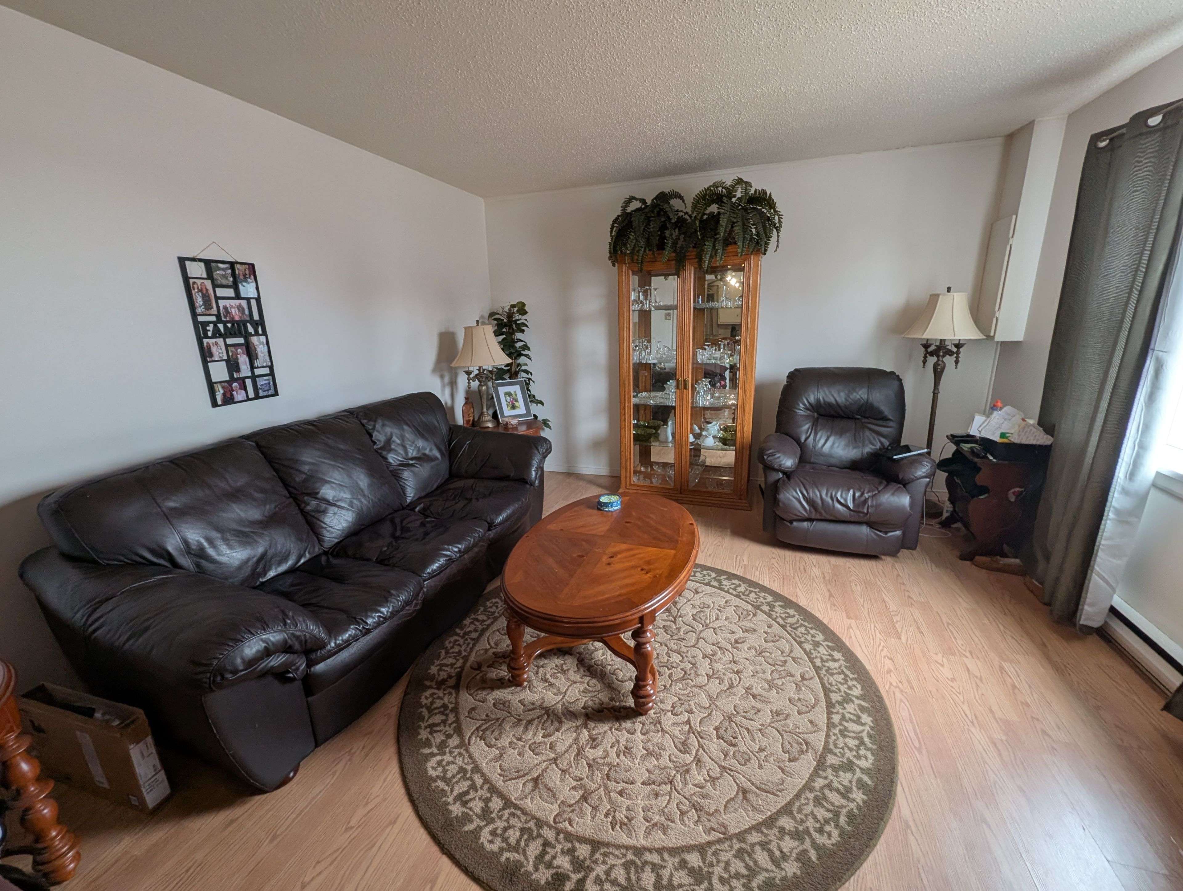 West Nipissing, ON P2B 3H7,284 Cache Bay RD