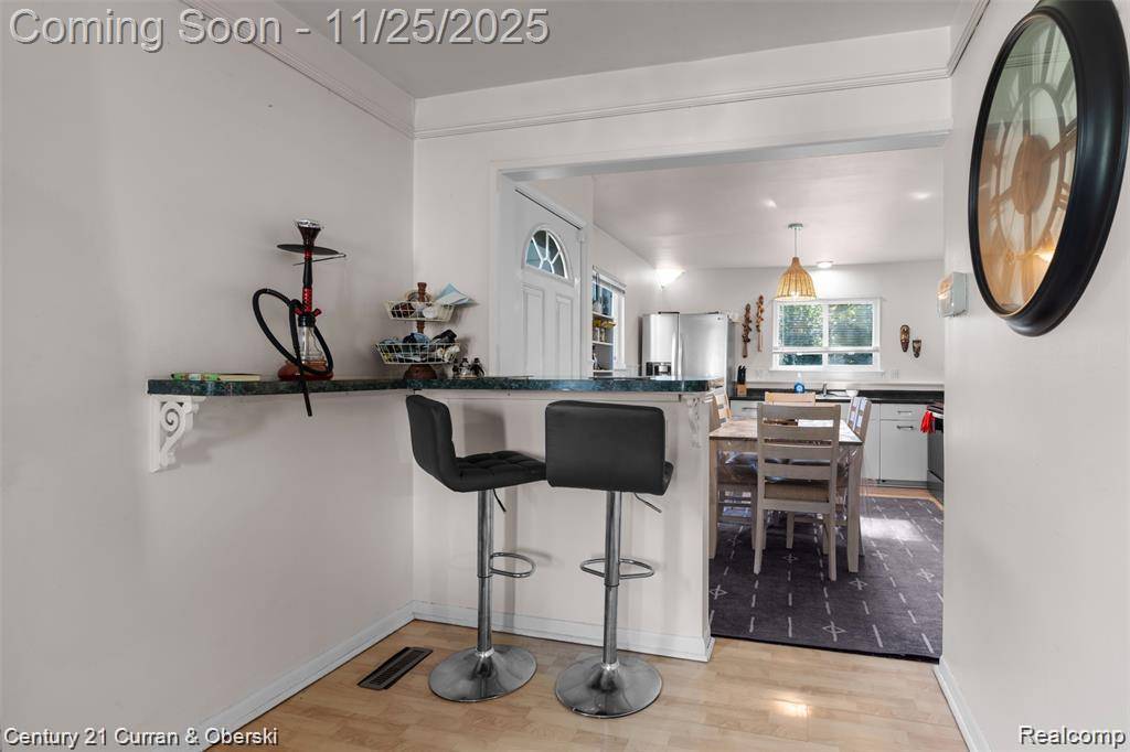 Dearborn Heights, MI 48125,4630 Pelham Street