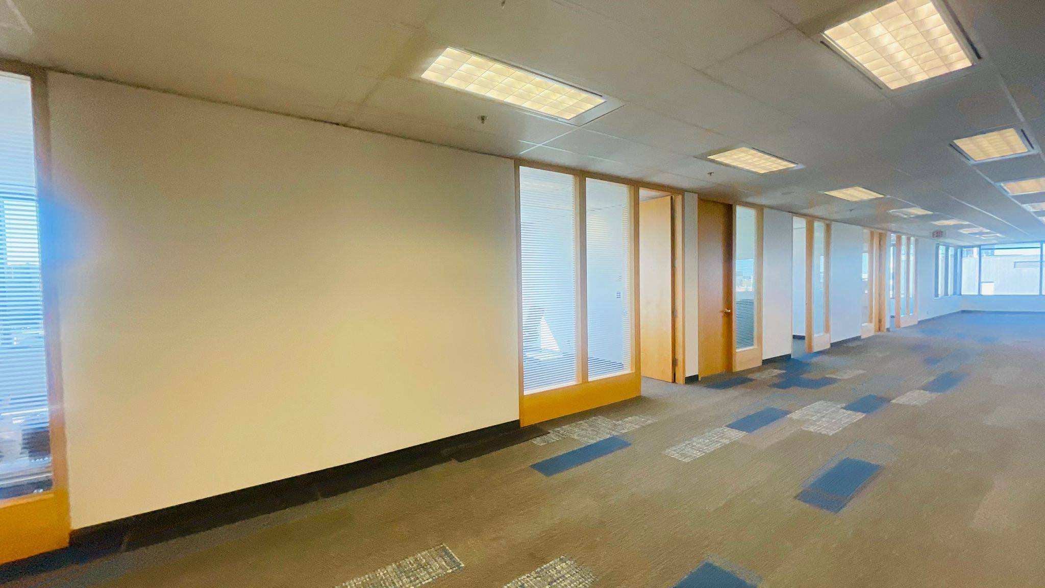 Markham, ON L3T 7W4,125 Commerce Valley DR W #700