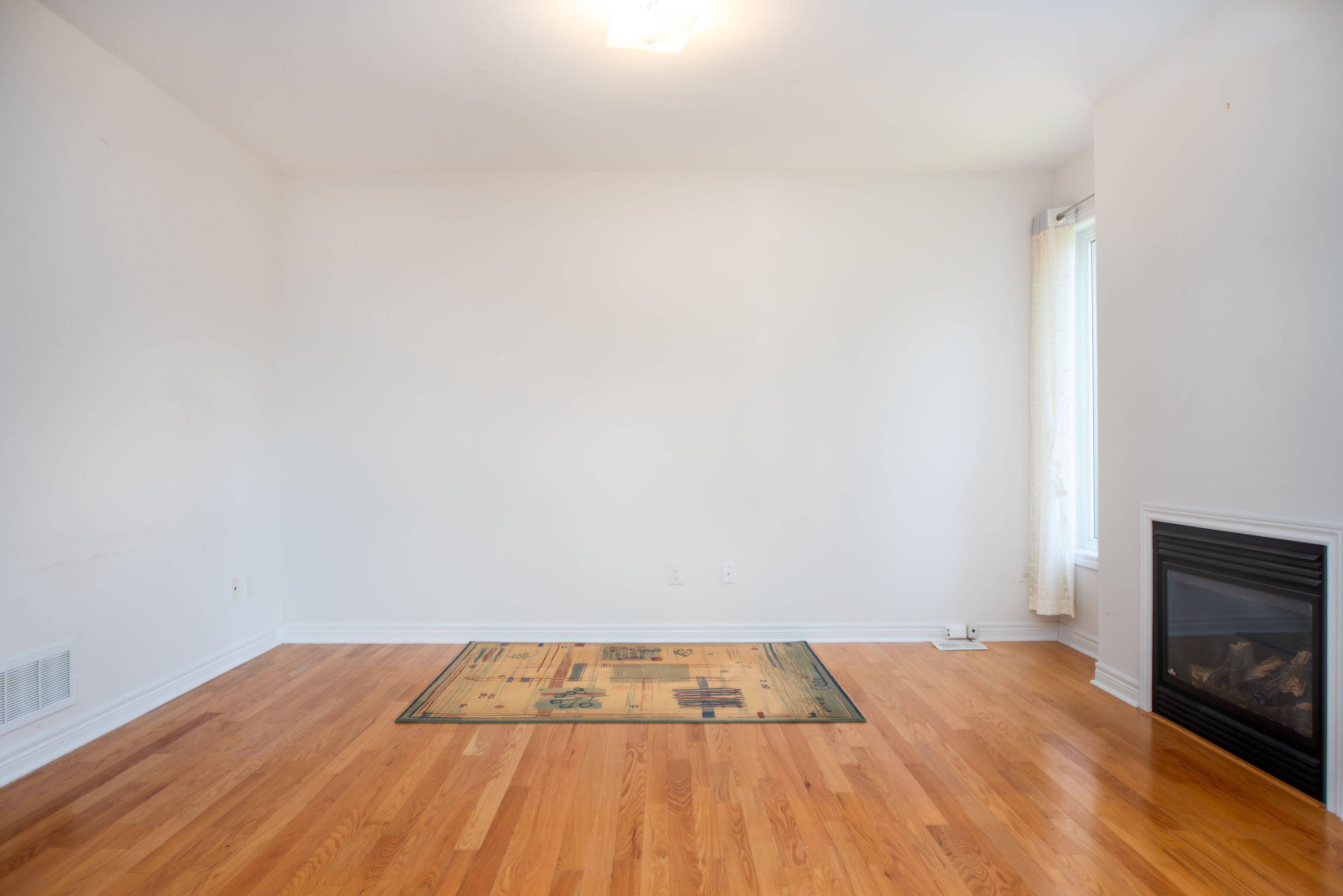 Markham, ON L6E 0N9,69 Maria RD