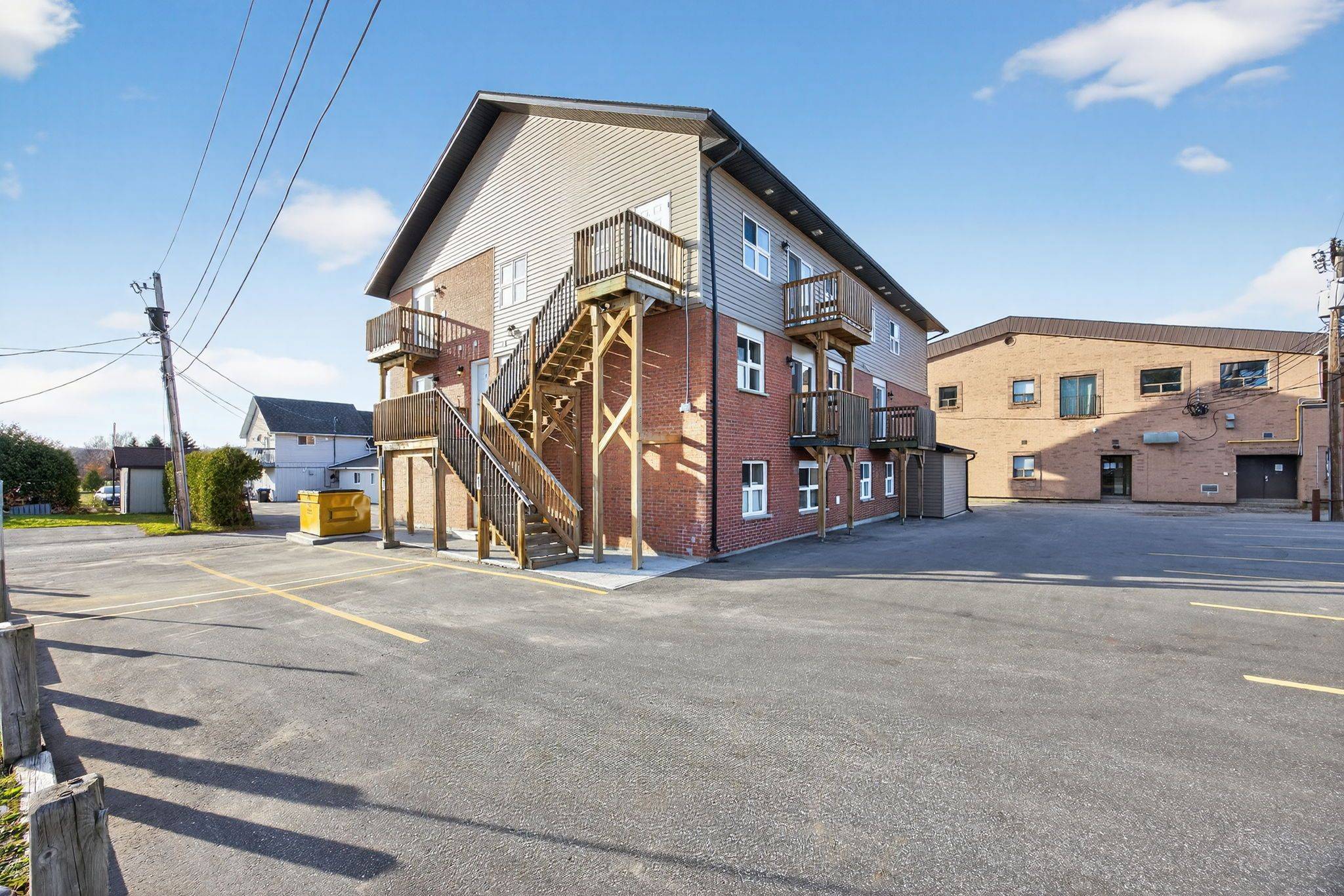 Penetanguishene, ON L9M 1V4,2 Tessier DR