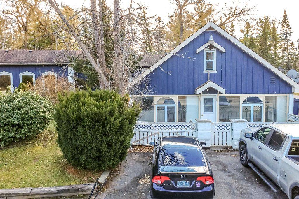 Wasaga Beach, ON L9Z 1W7,3071 Mosley ST