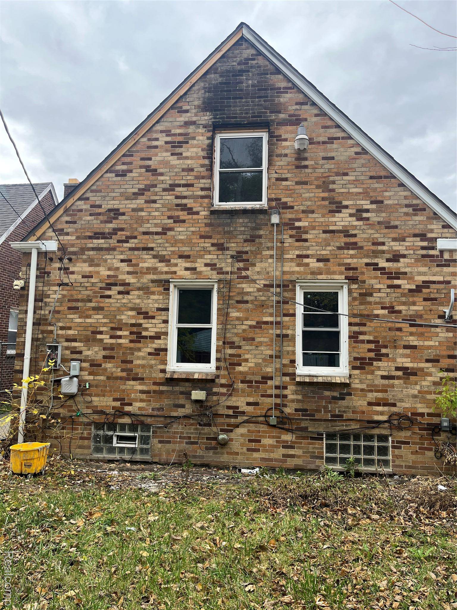 Detroit, MI 48227,9554 Saint Marys ST