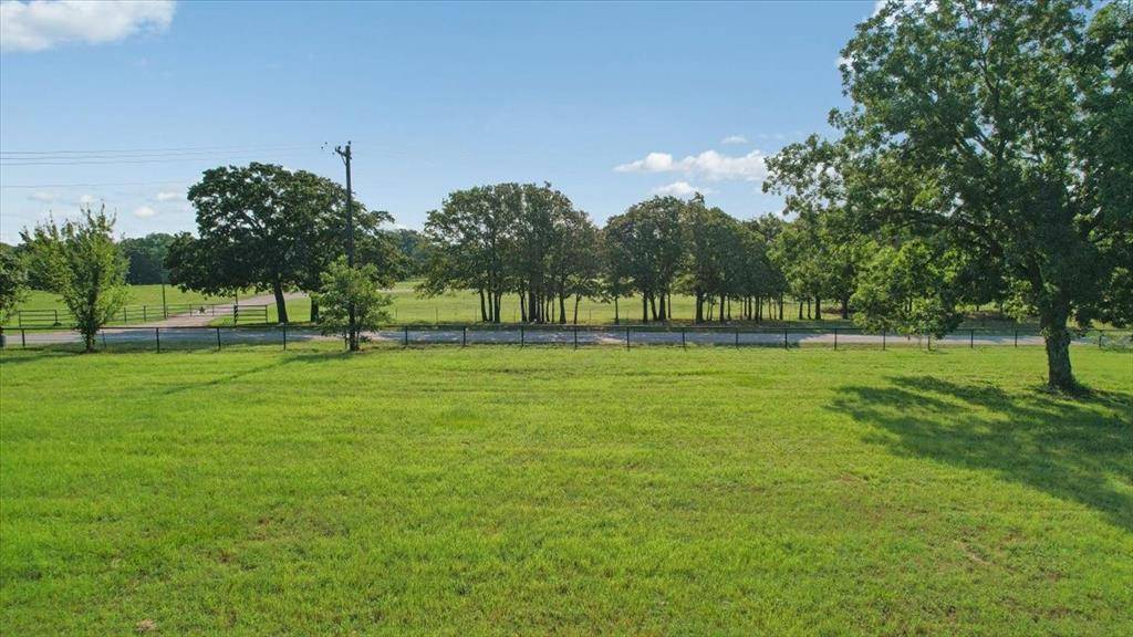 Gordonville, TX 76245,265 Toscana Circle