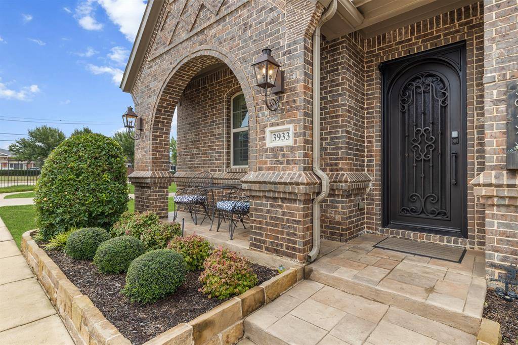 Colleyville, TX 76034,3933 Blackjack Oak Drive